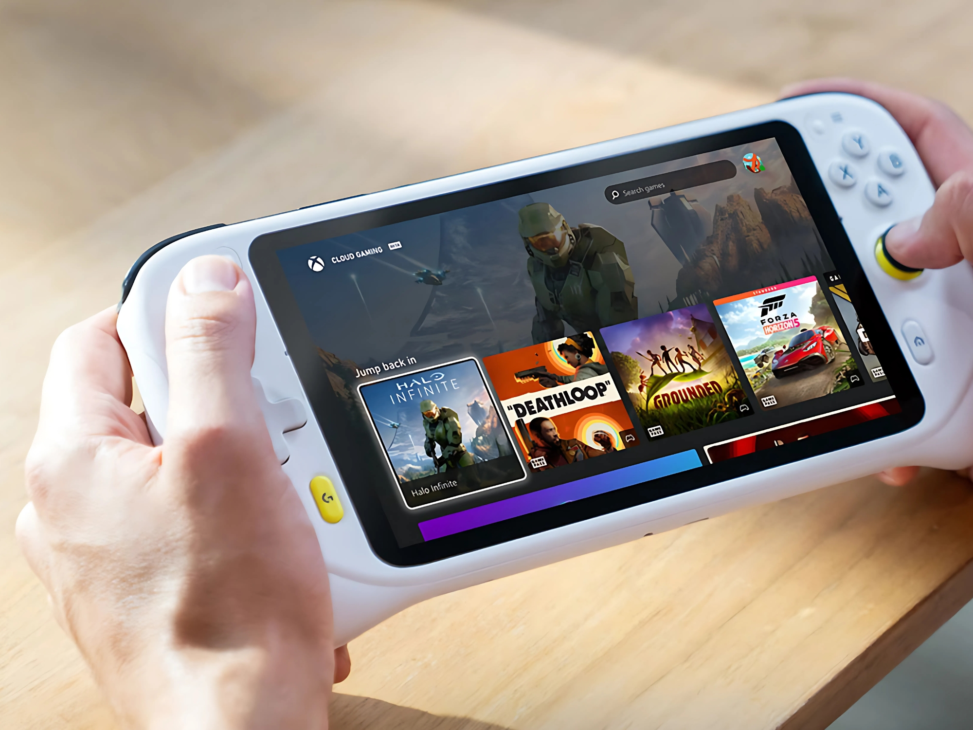 87788ea2f0_xbox-cloud-gaming-2.webp